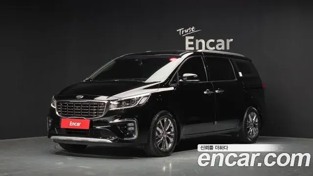 Kia Carnival 7-Seater Limousine President 2019