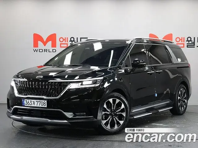 Kia Carnival Gasoline 7-Seater Signature 2021