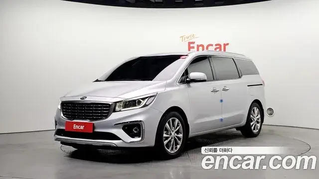 Kia Carnival 9-Seater Prstige 2019