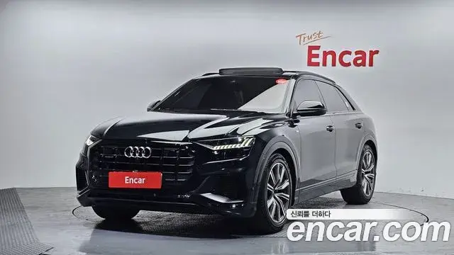 Audi Q8 55 TFSI Quattro Premium 2021