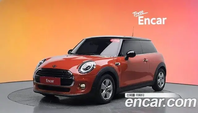 Mini Cooper Standard Third Generation 2019