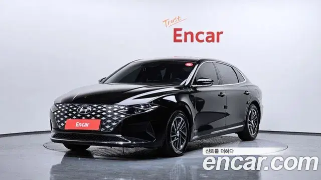 Hyundai Grandeur 2.5 Premium 2022