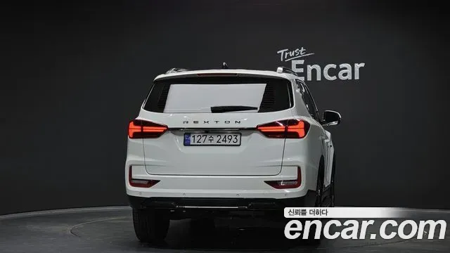 SsangYong Rexton Diesel 2.2 4WD Signature 2022 — фото 4