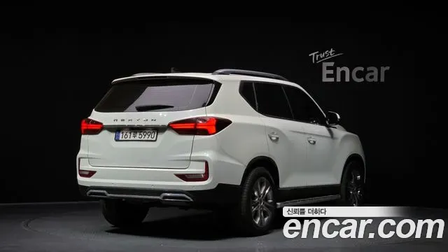 SsangYong Rexton Diesel 2.2 4WD Prestige 2022 — фото 2