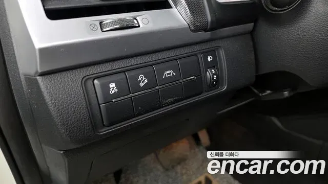 SsangYong Rexton Diesel 2.2 4WD Prestige 2022 — фото 30
