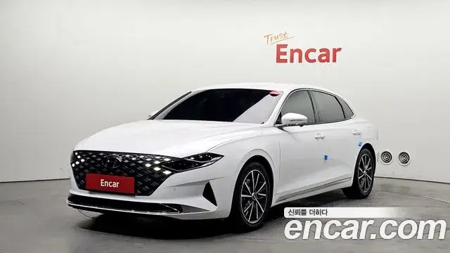 Hyundai Grandeur 2.5 Le Blanc 2022