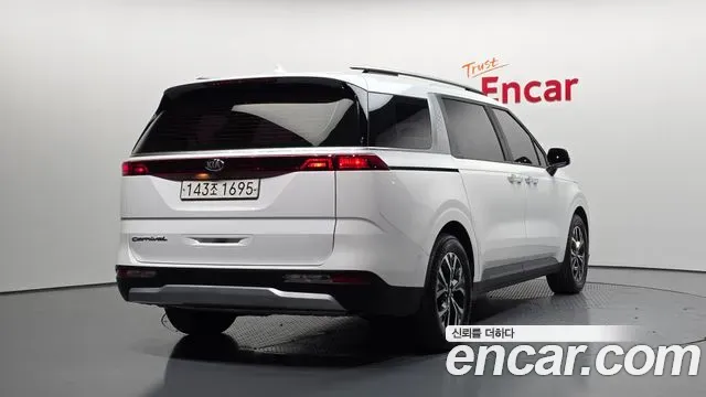 Kia Carnival Diesel 9-Seater Prestige 2020 — фото 2