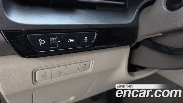 Kia Carnival Diesel 9-Seater Prestige 2020 — фото 27