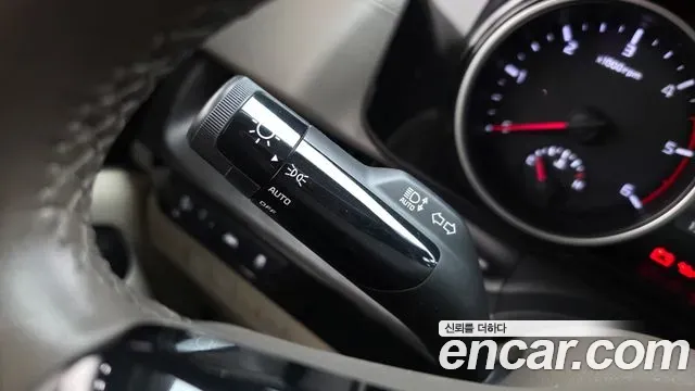 Kia Carnival Diesel 9-Seater Prestige 2020 — фото 29
