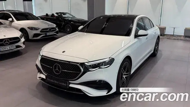 Mercedes-Benz E-Class E300 4MATIC AMG Line 2025