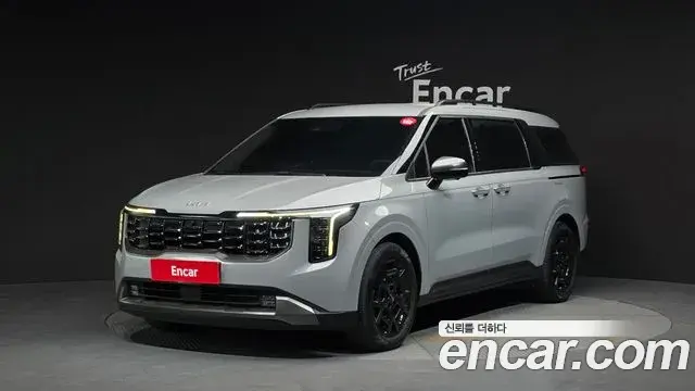 Kia Carnival Diesel 9-Seater Gravity 2025