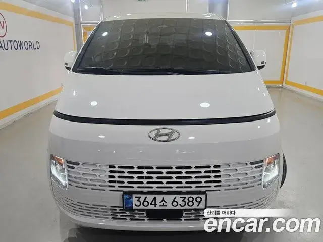 Hyundai Staria Tourer 9-Seater Modern 2021