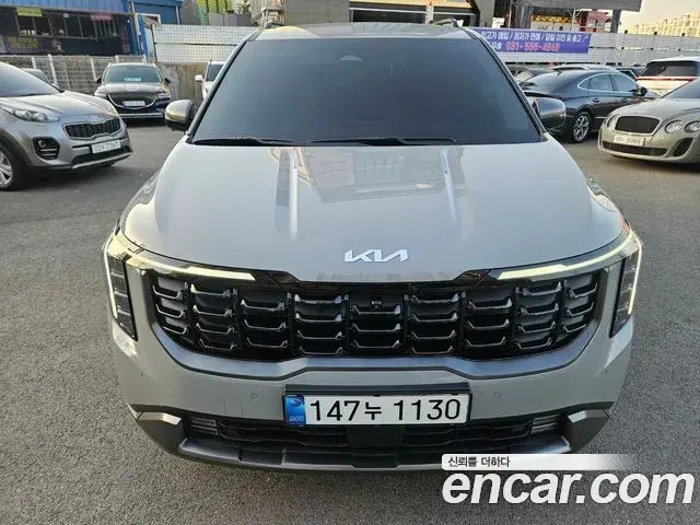 Kia Carnival Gasoline 9-Seater Gravity 2025