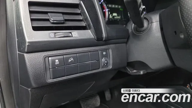 SsangYong Rexton Diesel 2.2 4WD Prestige 2021 — фото 12