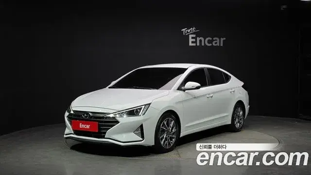 Hyundai AVANTE 1.6 Style 2019