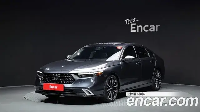 Honda Accord 2.0 Hybrid Touring 2023