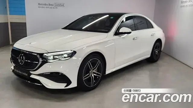 Mercedes-Benz E-Class E300 4MATIC AMG Line 2025