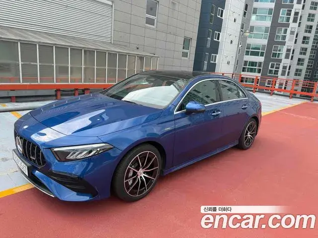 Mercedes-Benz A-Class AMG A35 4MATIC Sedan 2025