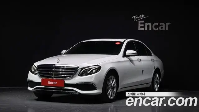 Mercedes-Benz E-Class E300 4MATIC Exclusive 2020