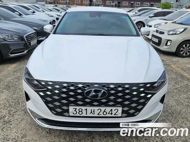 Hyundai Grandeur 2.5 Premium 2022