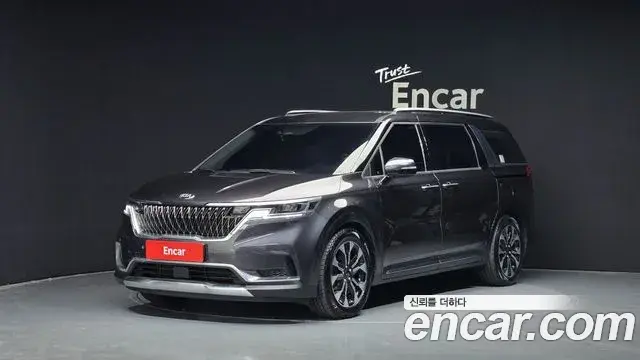 Kia Carnival Gasoline 7-Seater Noblesse 2021