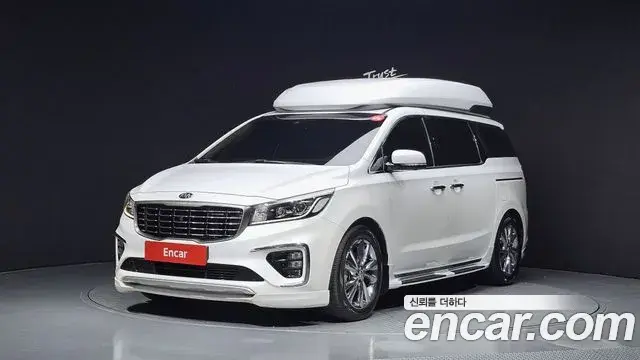 Kia Carnival 9-Seater Hi-Limousine Noblesse Special 2020