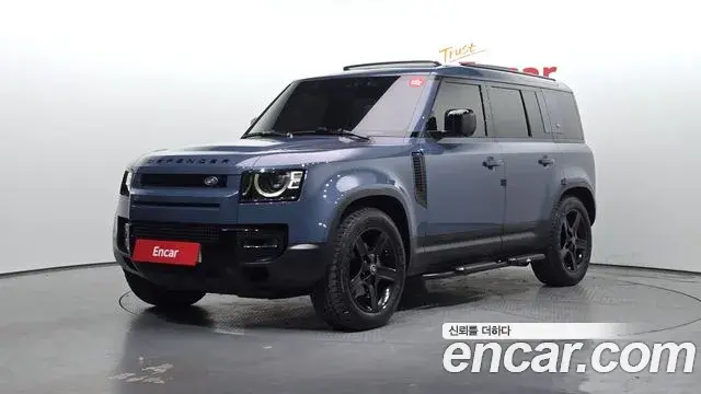 Land Rover Defender 110 D250 SE 2023