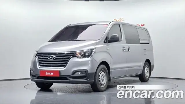 Hyundai Starex Van 5-Seater Style 2019