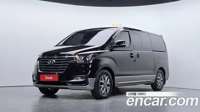 Hyundai Starex Urban 9-Seater Premium Spicial 2019