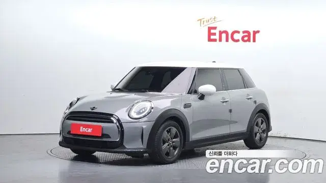 Mini Cooper 5Door Classic Third Generation 2021