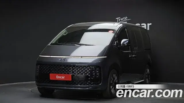 Hyundai Staria Lounge 9-Seater Inspiration 2023
