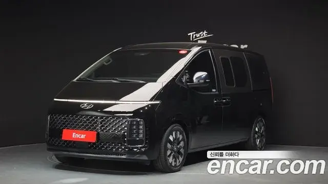 Hyundai Staria 4WD Lounge 9-Seater Inspiration 2021