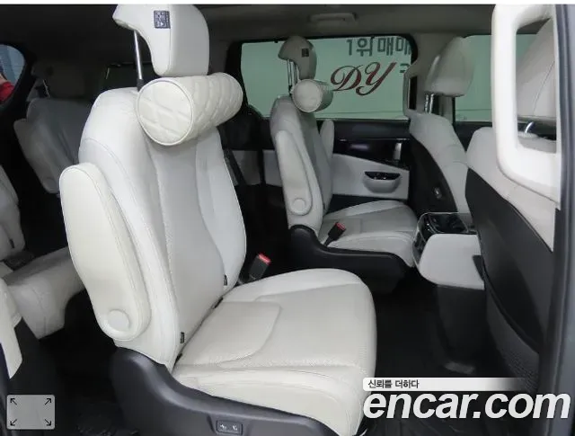 Kia Carnival Gasoline 9-Seater Signature 2021 — фото 10