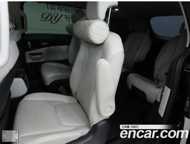 Kia Carnival Gasoline 9-Seater Signature 2021 — фото 11
