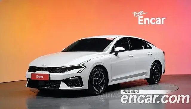 Kia K5 2.0 Noblesse 2025