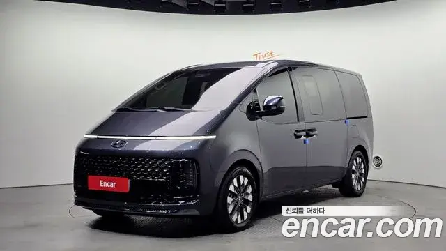 Hyundai Staria Lounge 7-Seater Inspiration 2022