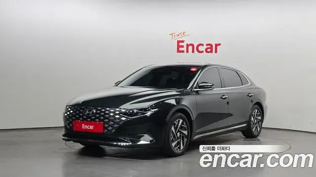 Hyundai Grandeur Premium 2022