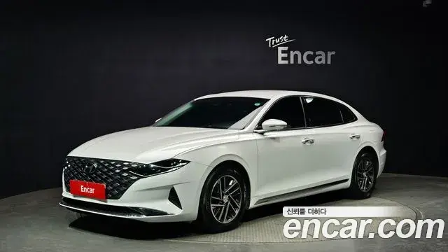Hyundai Grandeur 2.5 Premium 2022