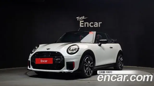 Mini Cooper Convertible JCW 2026