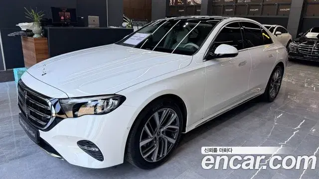 Mercedes-Benz E-Class E220d 4MATIC Exclusive 2024