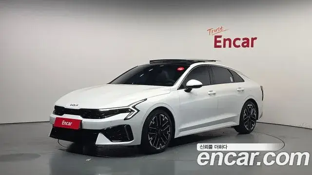 Kia K5 1.6 Turbo Signature 2024