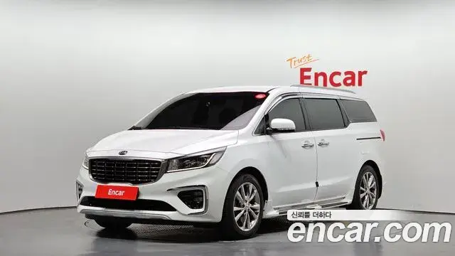 Kia Carnival 9-Seater Prstige 2019