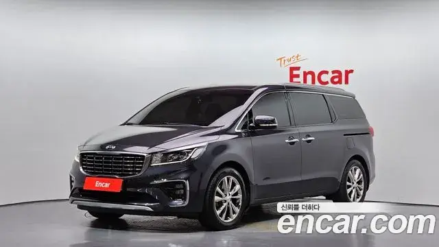 Kia Carnival 9-Seater Prstige 2019