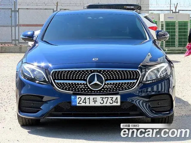 Mercedes-Benz E-Class E300 4MATIC AMG Line 2020