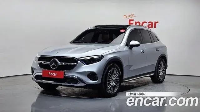 Mercedes-Benz GLC-Class GLC 300 4MATIC Avantgarde 2025