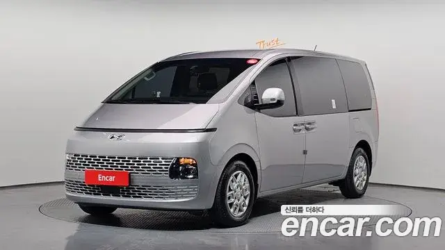 Hyundai Staria Cargo 5-Seater Modern 2023