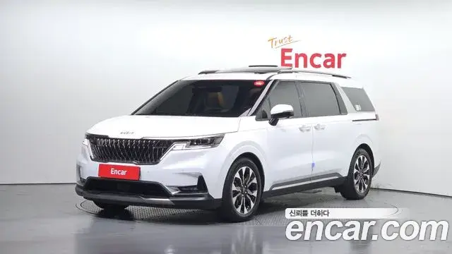Kia Carnival Gasoline 9-Seater Signature 2022