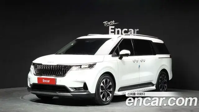 Kia Carnival Gasoline 9-Seater Signature 2022