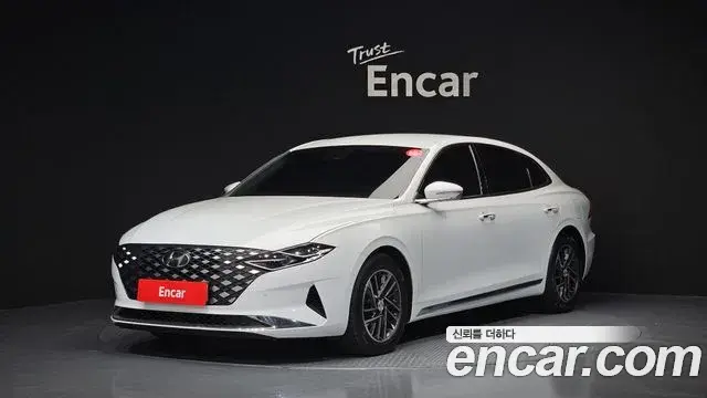 Hyundai Grandeur 2.5 Premium 2022