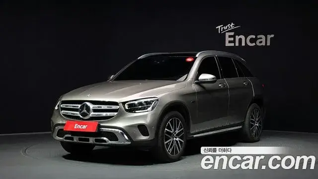 Mercedes-Benz GLC-Class GLC300e 4MATIC 2020